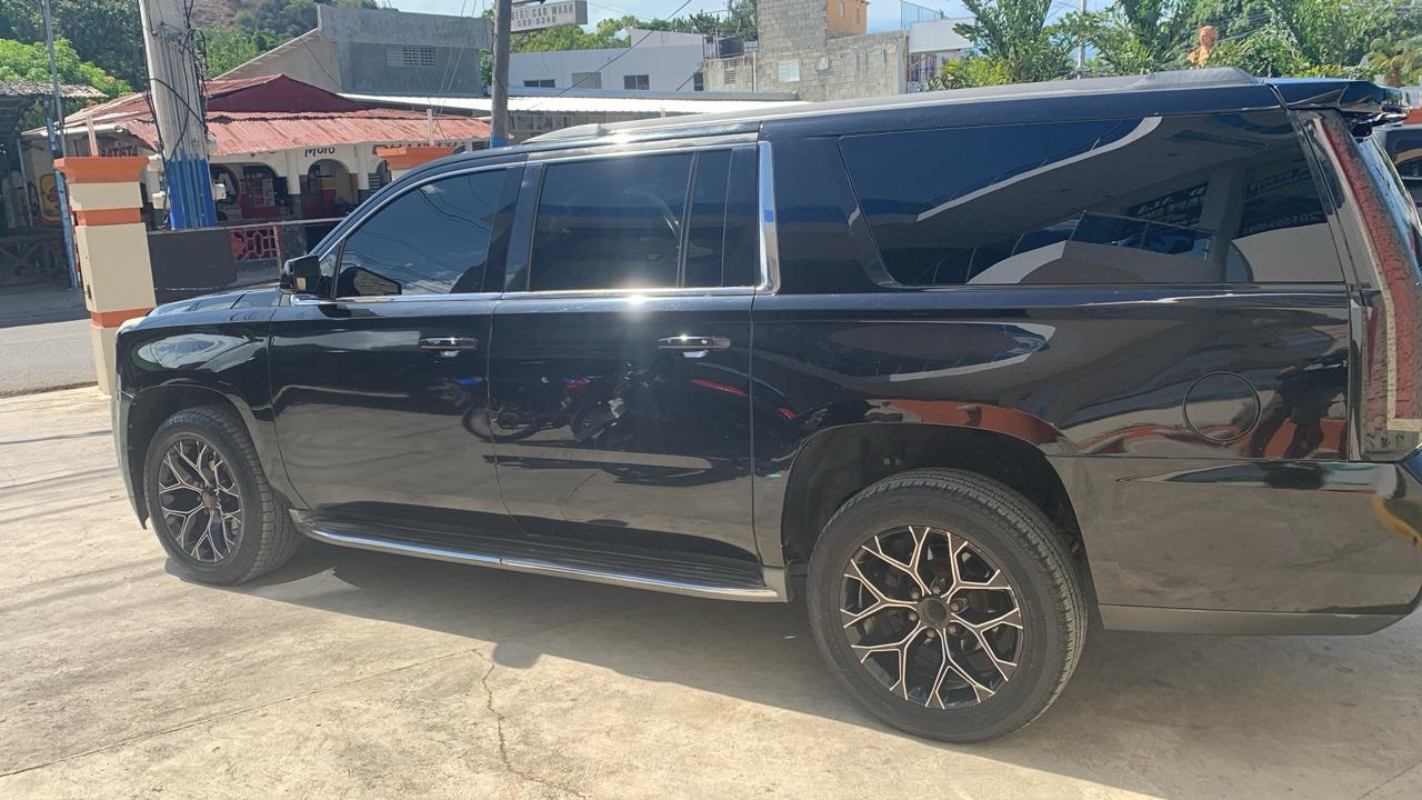 GMC YUKON 2015 3 LINIA ACIENTO